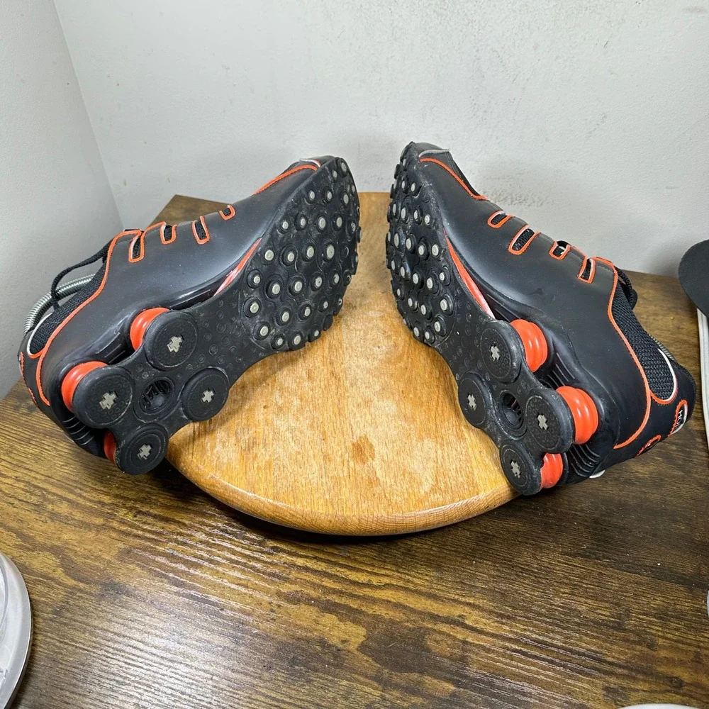 Nike Shox NZ NikeID Mens 9.5 Black Orange Custom Shoes 385443-991 2010